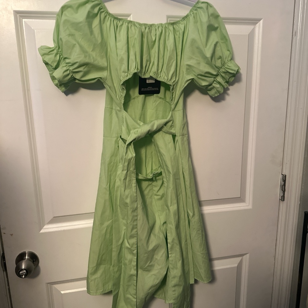 LIME GREEN ROMPER - Picture 2 of 6